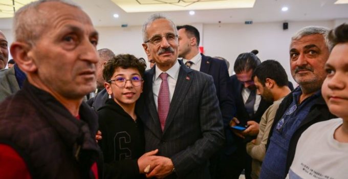 Ankara-İzmir arası 3,5 saate düşüyor!