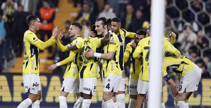 Fenerbahçe, Rangers’a konuk oluyor: 2 farklı galibiyet gerekli